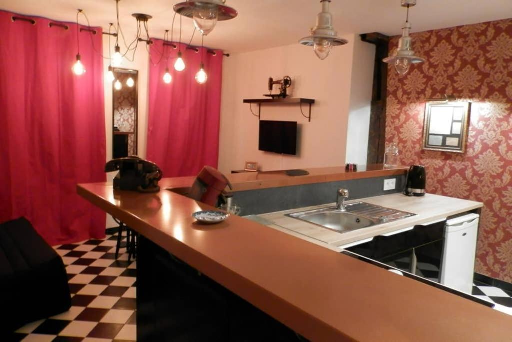 Studio Bistrot Baroque Centre Ville Historique Troyes Eksteriør bilde
